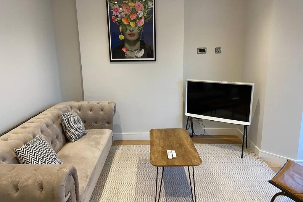 Spacious 1 Bedroom Apartment With Sea Views Newquay  Luaran gambar