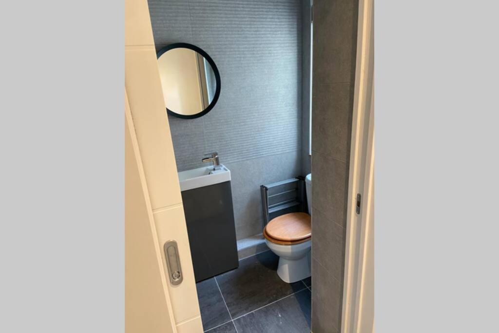 Spacious 1 Bedroom Apartment With Sea Views Newquay  Luaran gambar